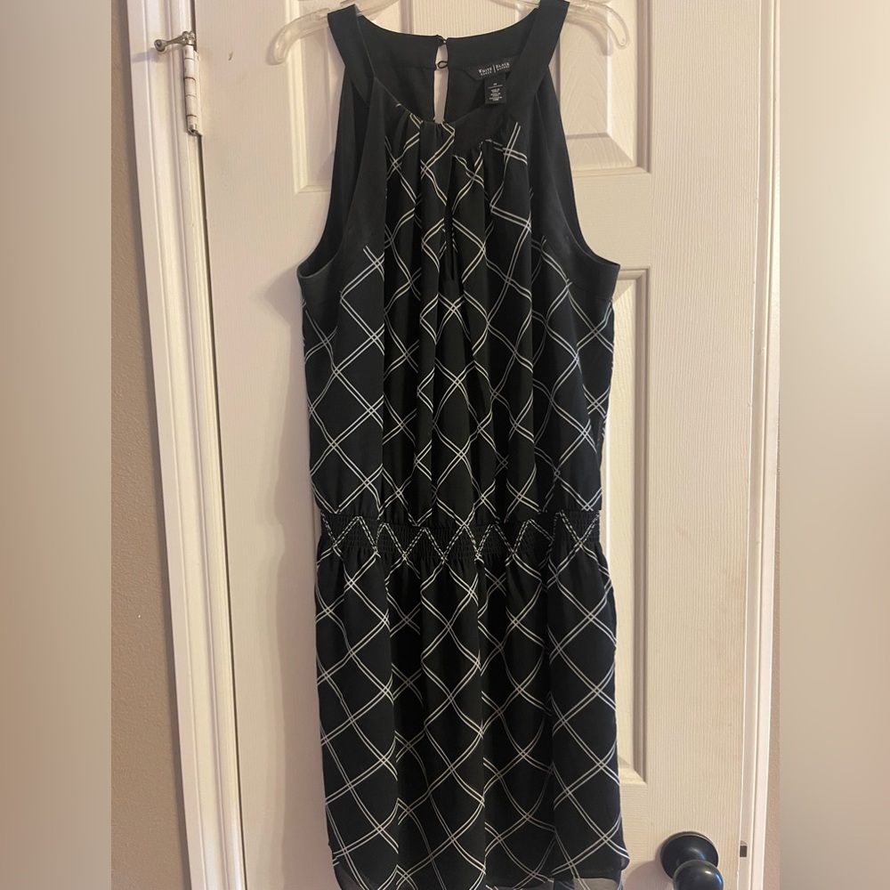 WHBM Sleeveless & Front cutout dress